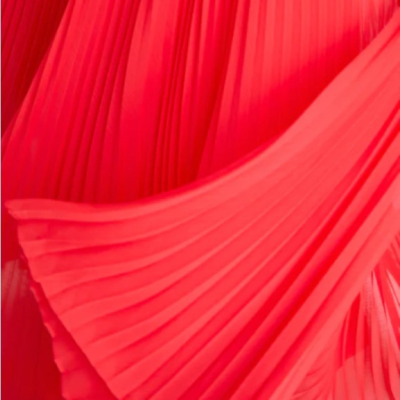 Alexis NWOT Sunniva Strapless Pleated Gown - Picture 11 of 12